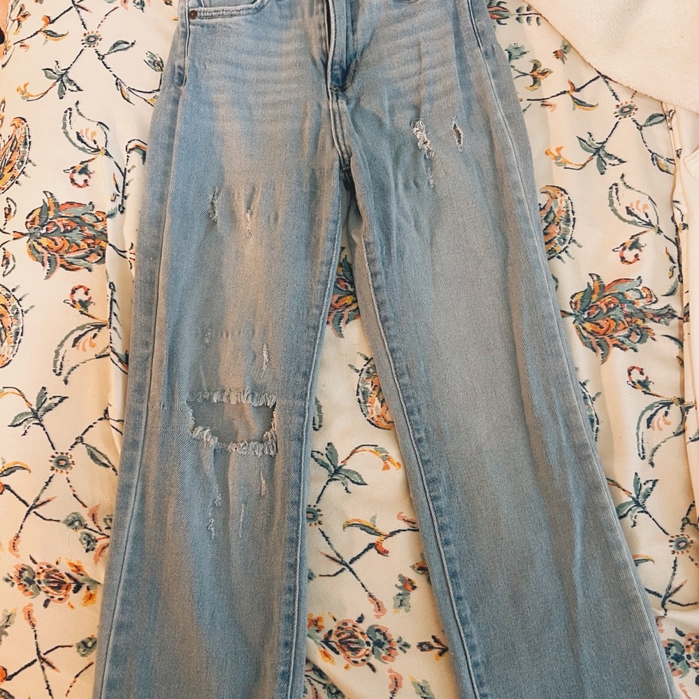 Just Black High-Rise Straight Jean